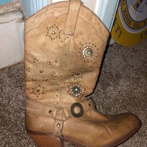 Women's size 6 Tan Decorated Cowboy Boots